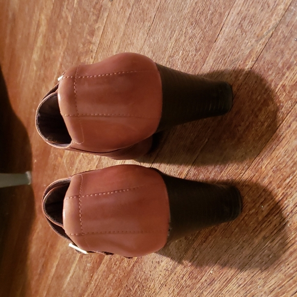 Clarks Monk Strap Boot - Picture 5 of 11